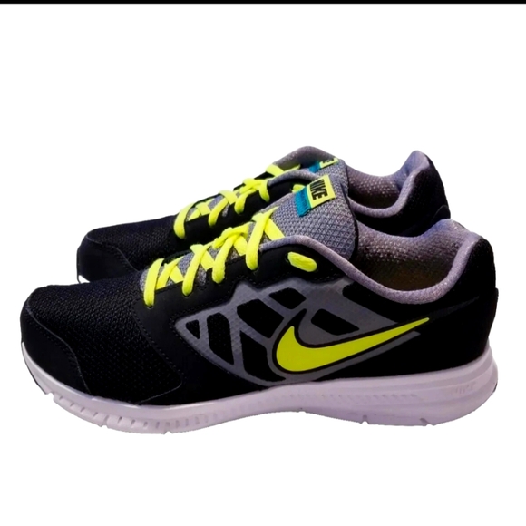 Nike Downshifter Youth Black Vol Cool Gray Rio kids Shoes/Sneakers Boys Size 6Y - Picture 1 of 9